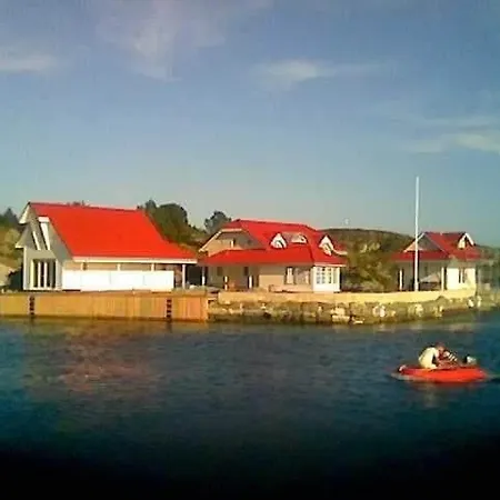 Kassholmen, Bakkasund *